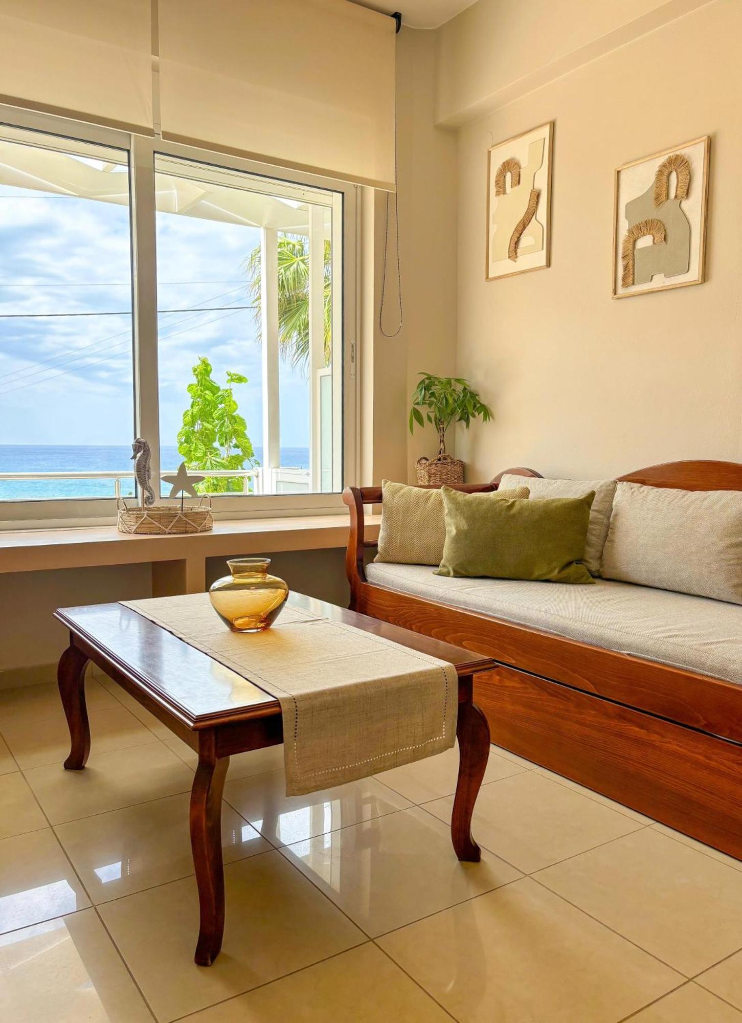 Vista Mare Apartment Palaiochora